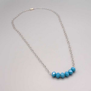Collana con catena zigrinata e cristalli jeans